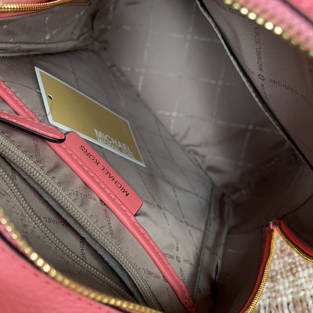 Michael Kors Adina MD Backpack Leather Grapefruit - Picture 13 of 16